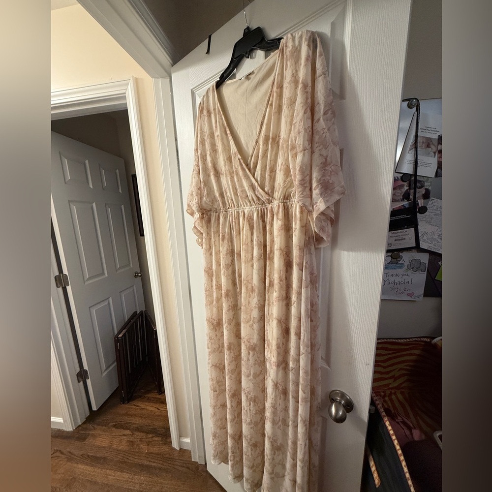 Baltic Born Cream and Pink Floral Maxi Dress